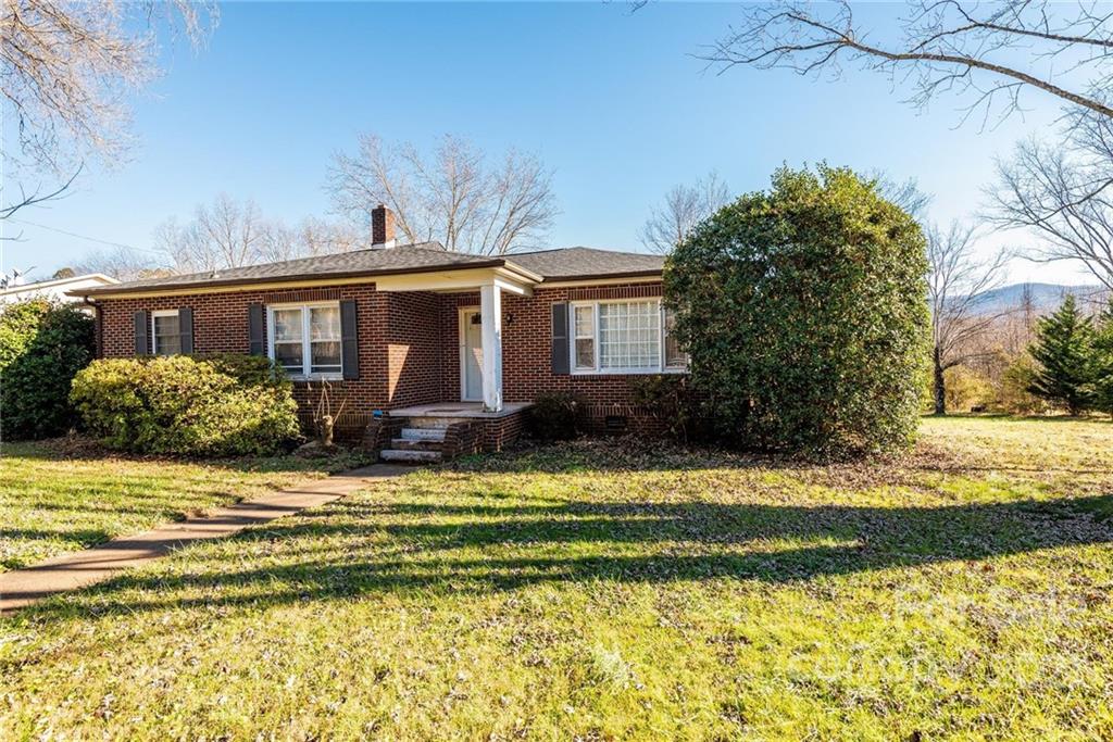 1943 Conley Road Morganton, NC 28655 - Photo 1 of 37 Gallery Image 1