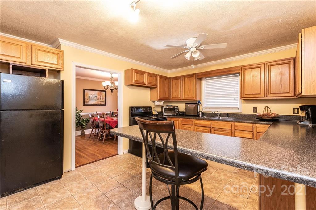 1943 Conley Road Morganton, NC 28655 - Photo 17 of 37 Gallery Image 17