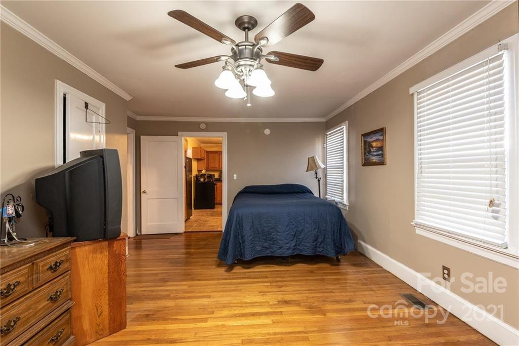 1943 Conley Road Morganton, NC 28655 - Photo 27 of 37 Gallery Image 27