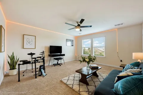 $450,000 | 6905 Vail Ridge Street, Austin, TX 78744
