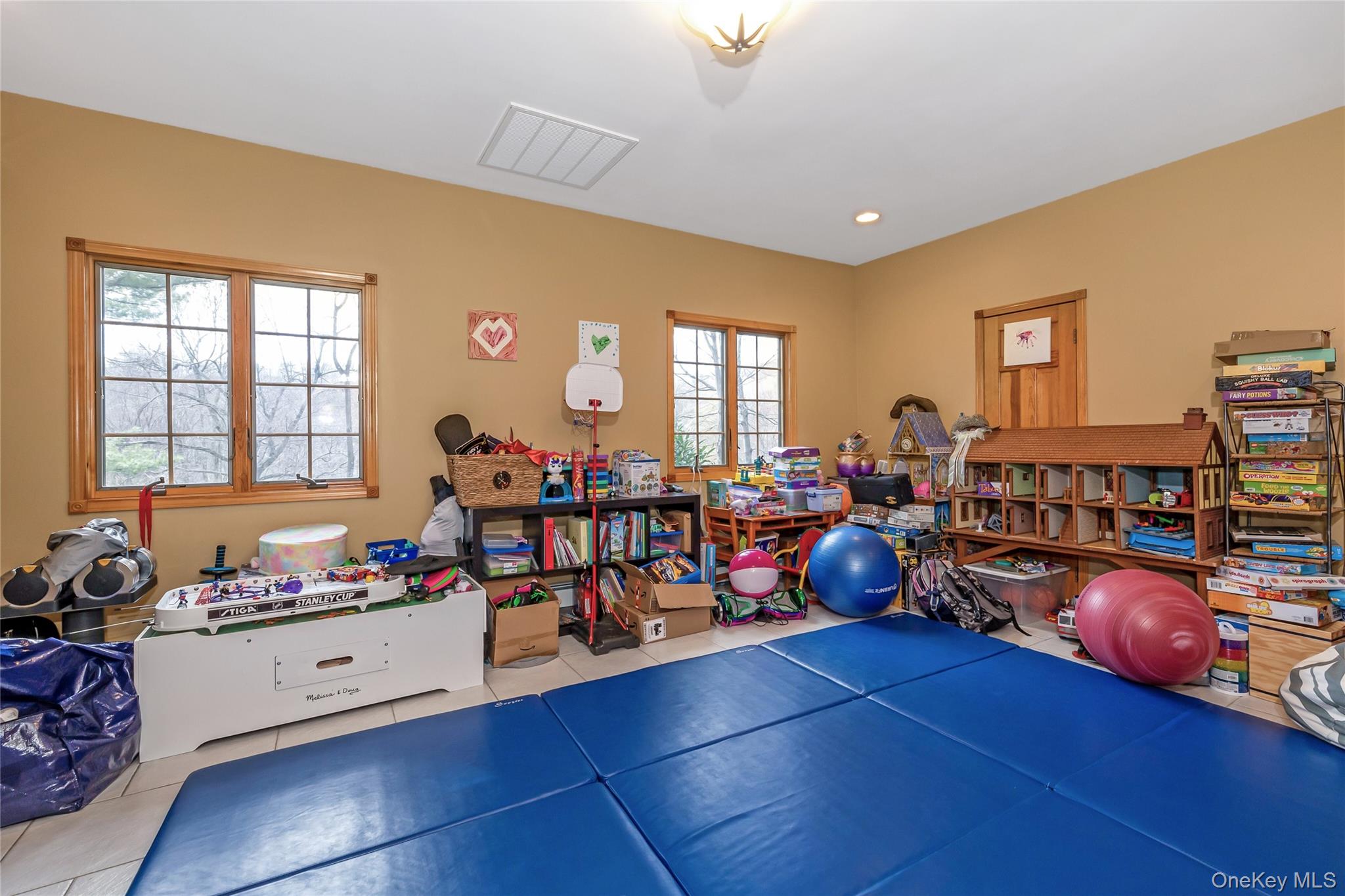 16 Faraway Road Armonk, NY 10504 - Photo 15 of 19