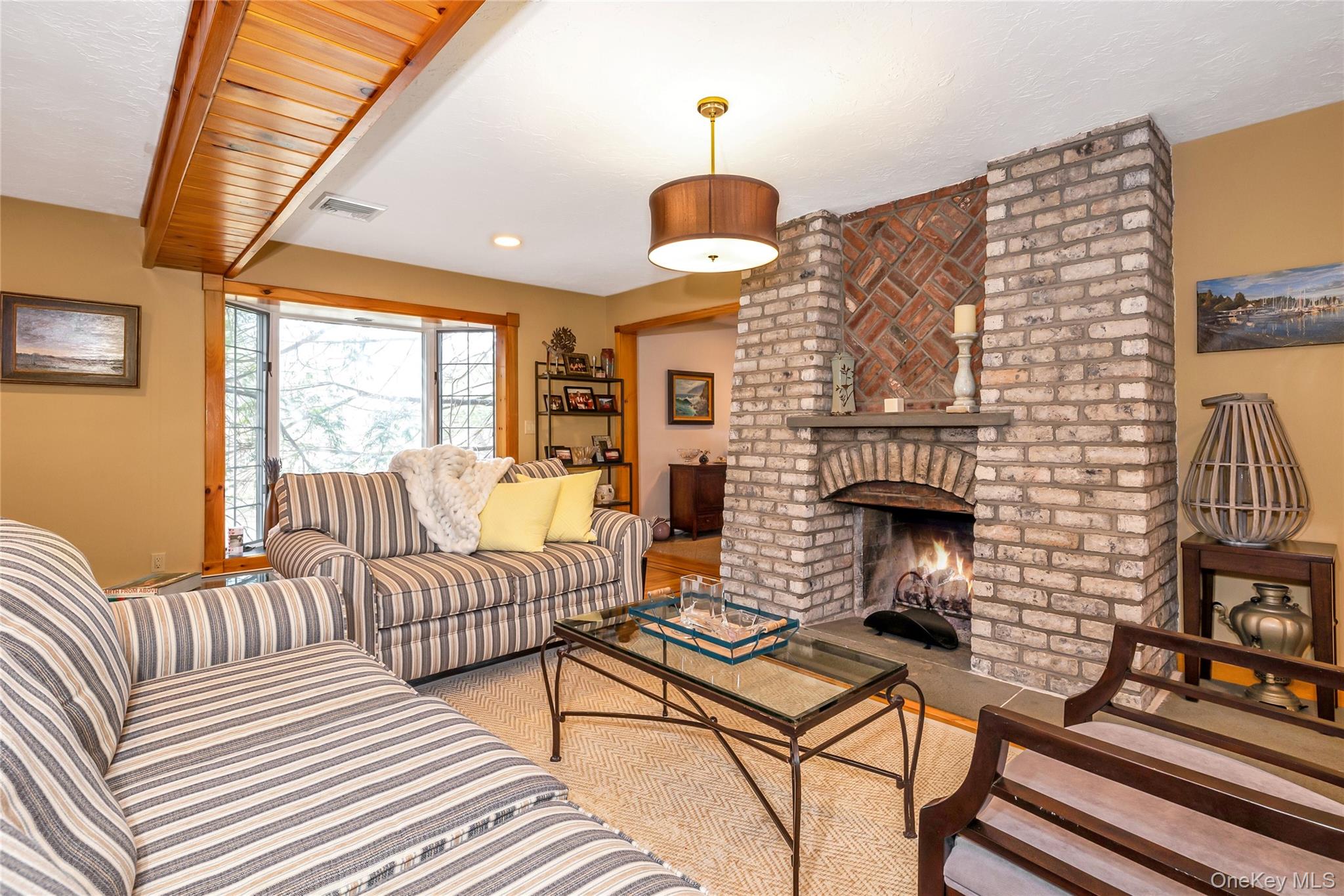 16 Faraway Road Armonk, NY 10504 - Photo 3 of 19