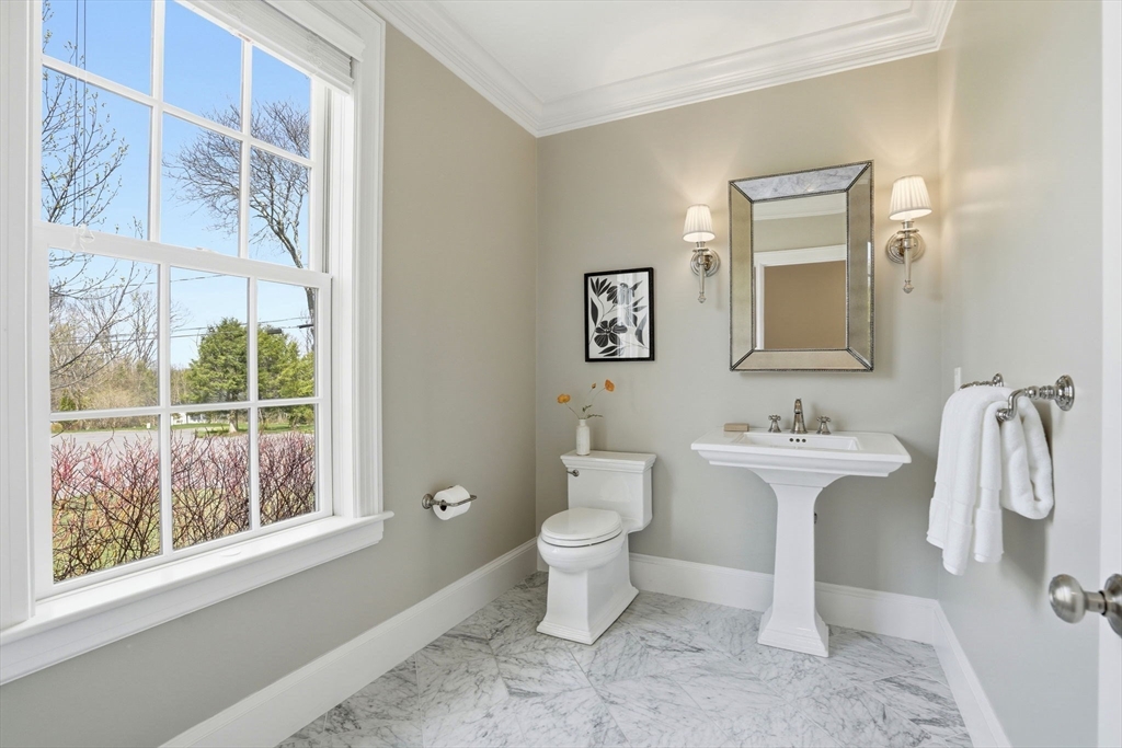 21 Chadbourne Road Lexington, MA 02421 - Photo 13 of 39