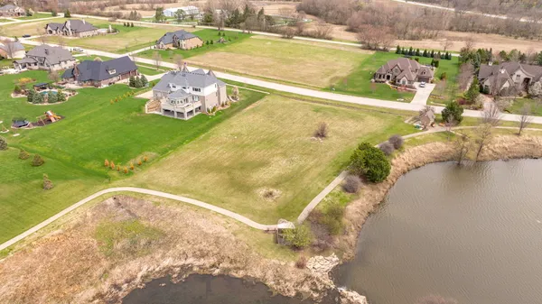 $329,900 | 18490 South Pineprairie Drive, Mokena, IL 60448