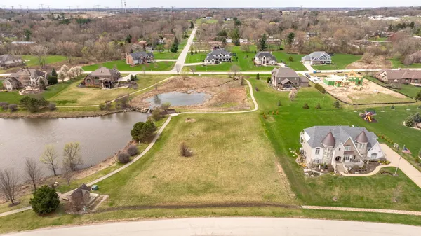 $329,900 | 18490 South Pineprairie Drive, Mokena, IL 60448