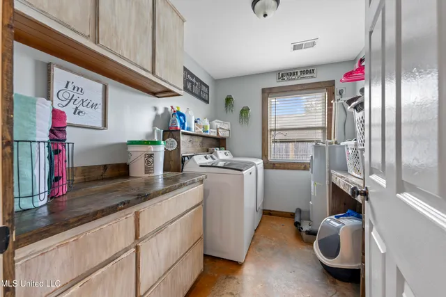 $489,500 | 367 Byhalia Creek Farms Road West, Byhalia, MS 38611