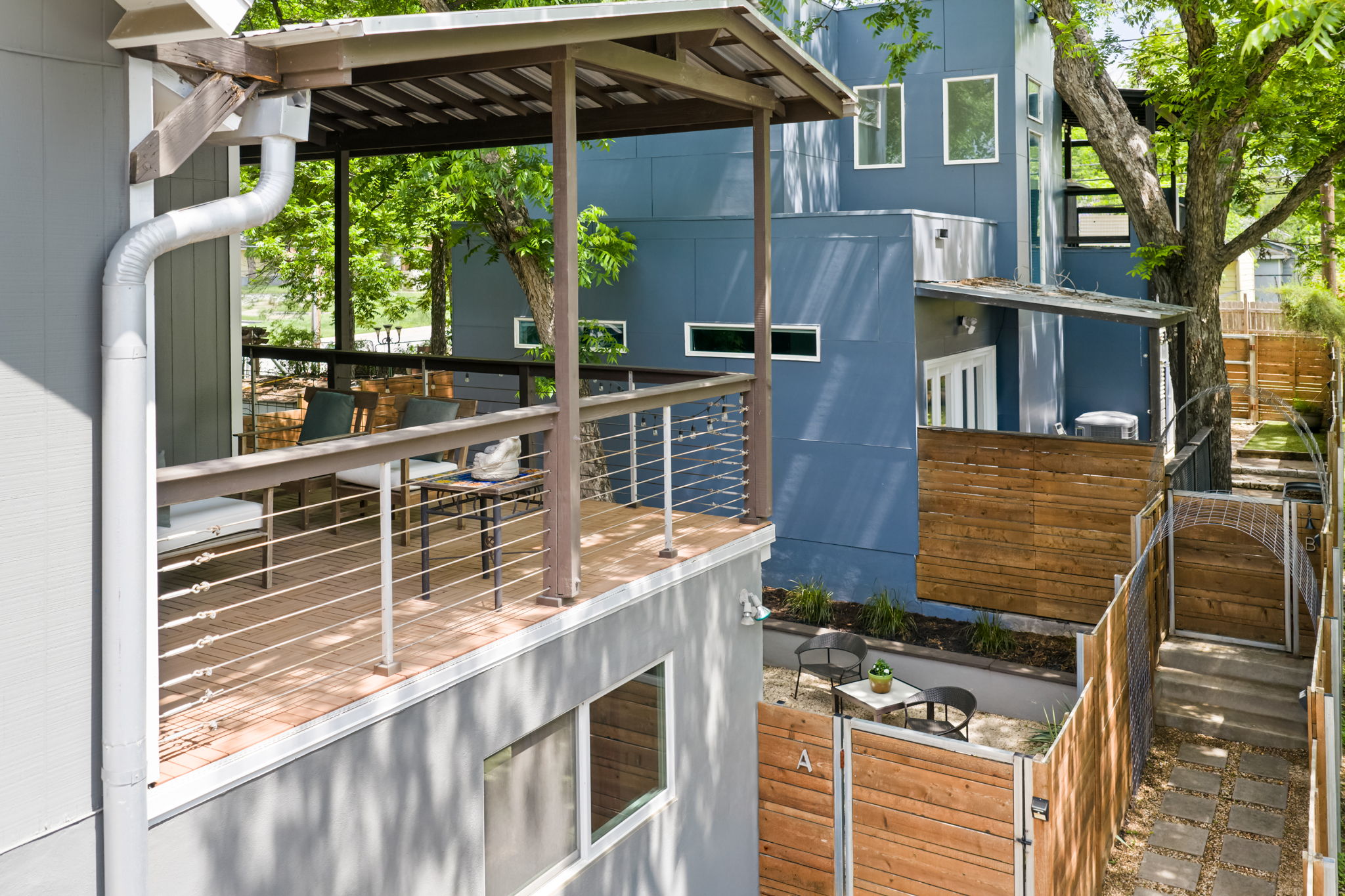 2202 Garden Street Austin, TX 78702 - Photo 2 of 37 A/B unit exterior