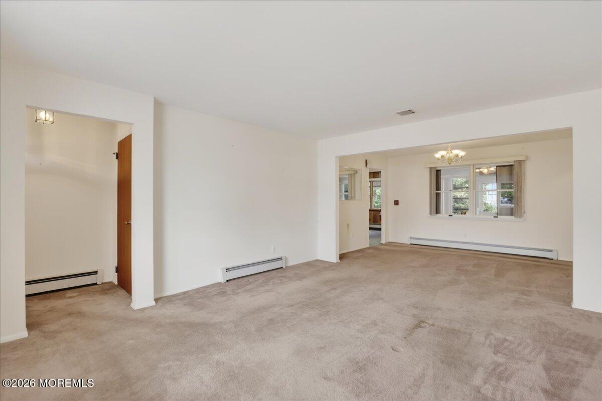 38 Fairfield Road Toms River, NJ 08757 - Photo 11 of 48 11-Living Room