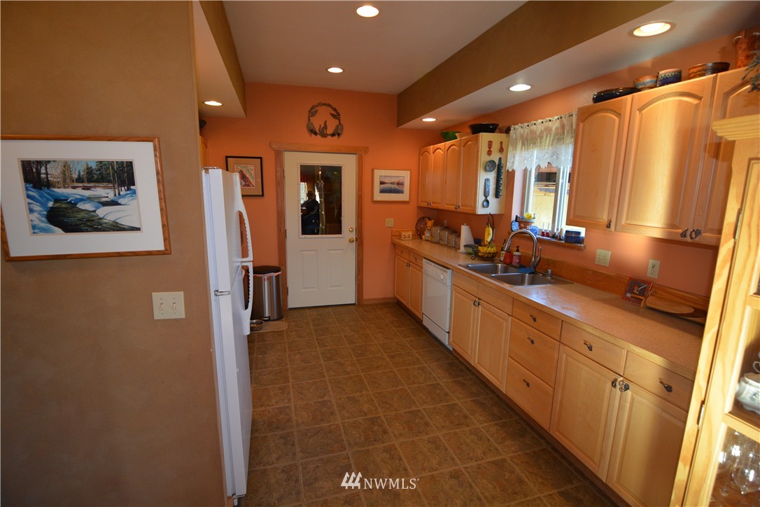 20 Nanasu Road Twisp, WA 98856 - Photo 10 of 25 Gallery Image 10