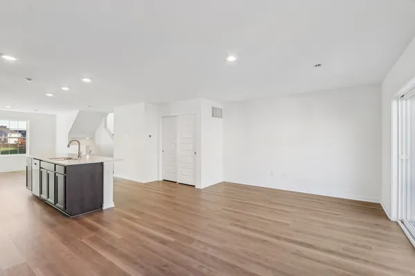 $309,990 | 6520 Linden Trail, Unit E, Wonder Lake, IL 60097