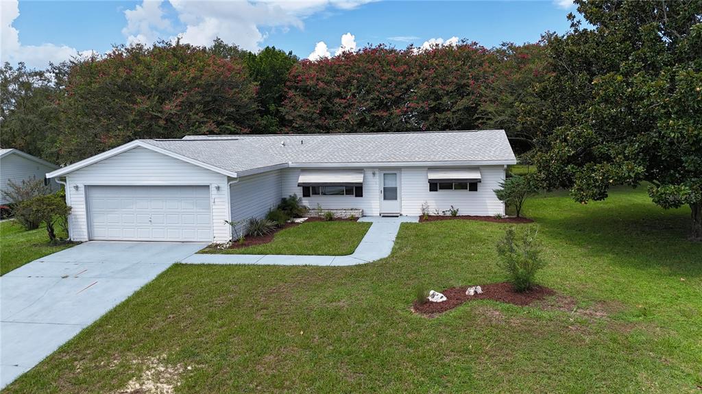 10860 Southwest 62nd Avenue Ocala, FL 34476 - Photo 35 of 35 a view of a house with a big yard