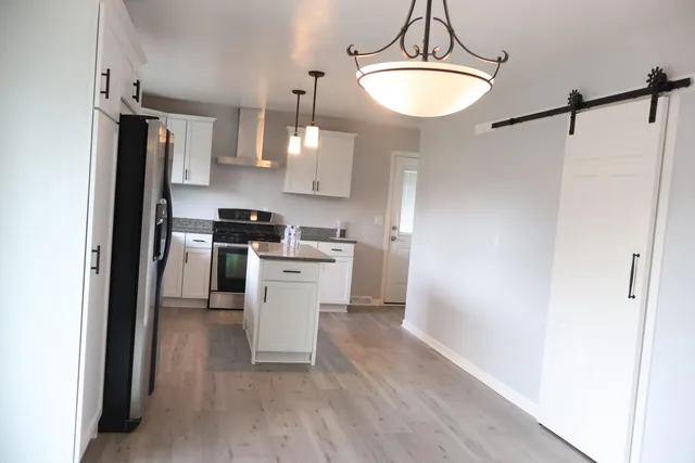 $389,900 | 2711 Hyacinth Avenue, Janesville, WI 53545