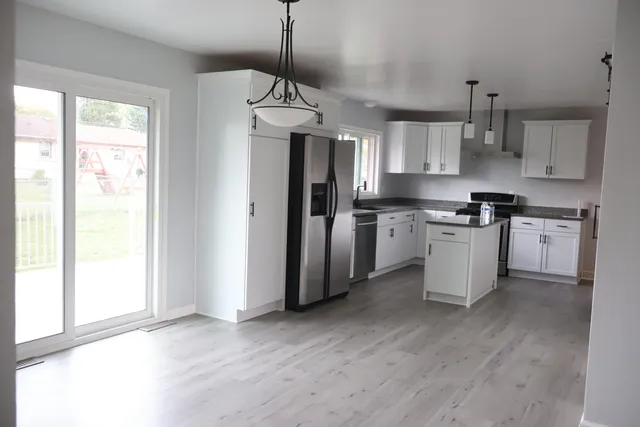 $389,900 | 2711 Hyacinth Avenue, Janesville, WI 53545