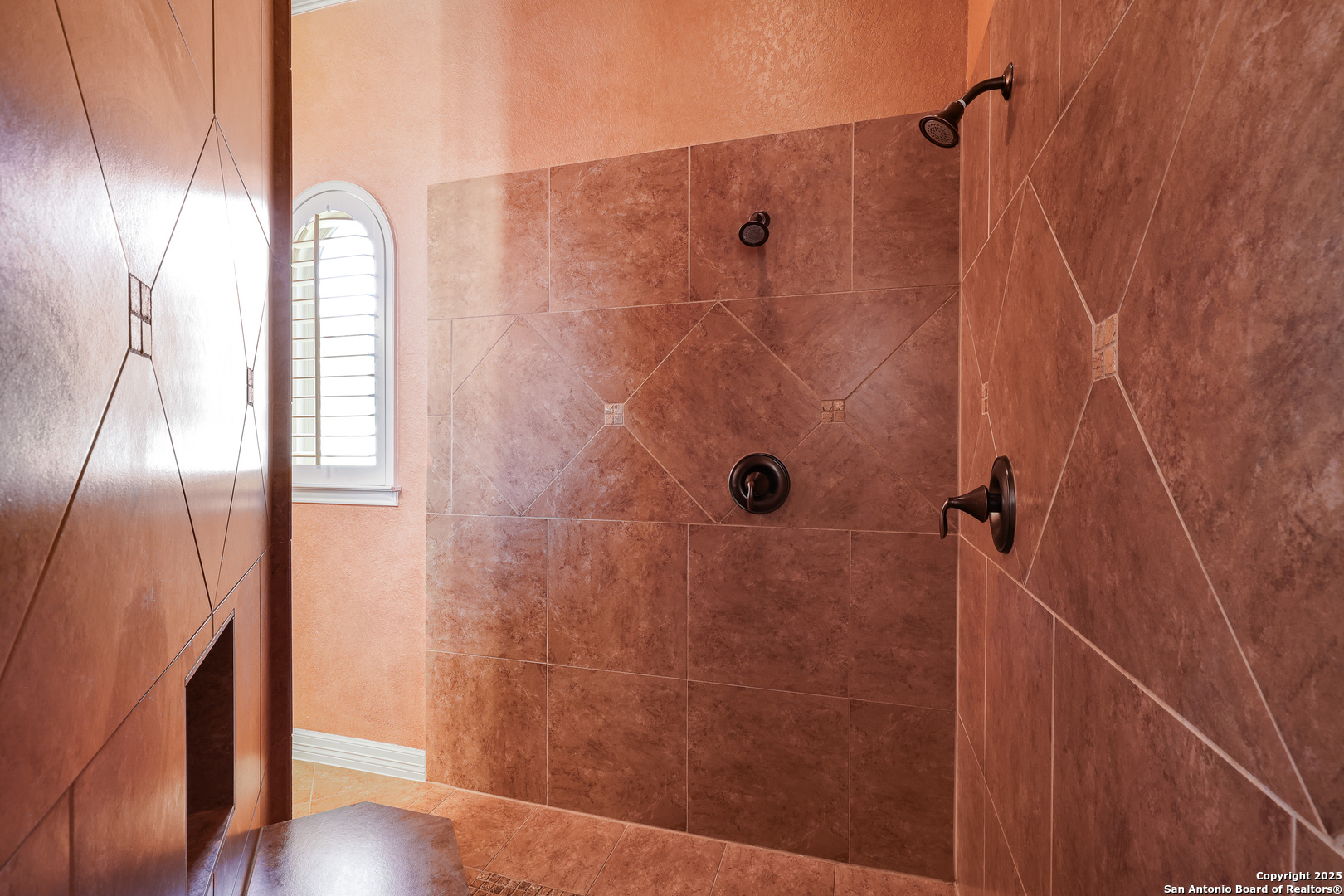 315 Santa Domingo Helotes, TX 78023 - Photo 25 of 50 a bathroom with a shower