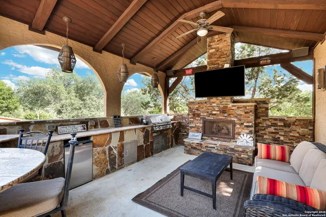 $1,488,000 | 315 Santa Domingo, Helotes, TX 78023