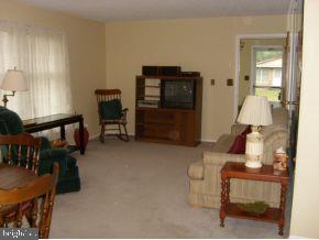 4 Acorn Road Manahawkin, NJ 08050 - Photo 2 of 15 Gallery Image 2