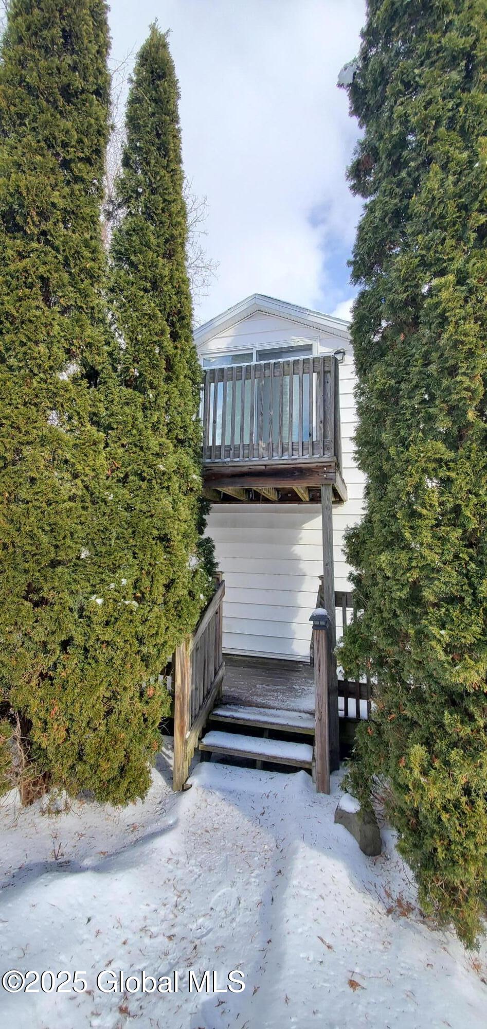 116 Clamsteam Road, Unit 3 Halfmoon, NY 12065 - Photo 1 of 15 20250218_145339