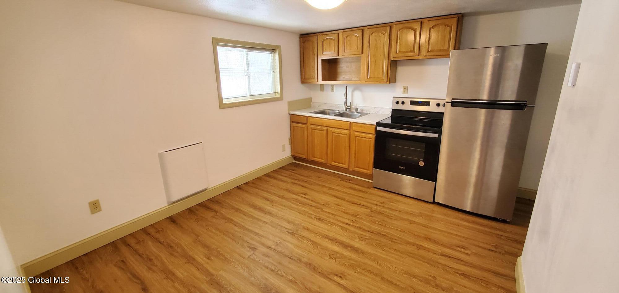 116 Clamsteam Road, Unit 3 Halfmoon, NY 12065 - Photo 5 of 15 20250218_145819