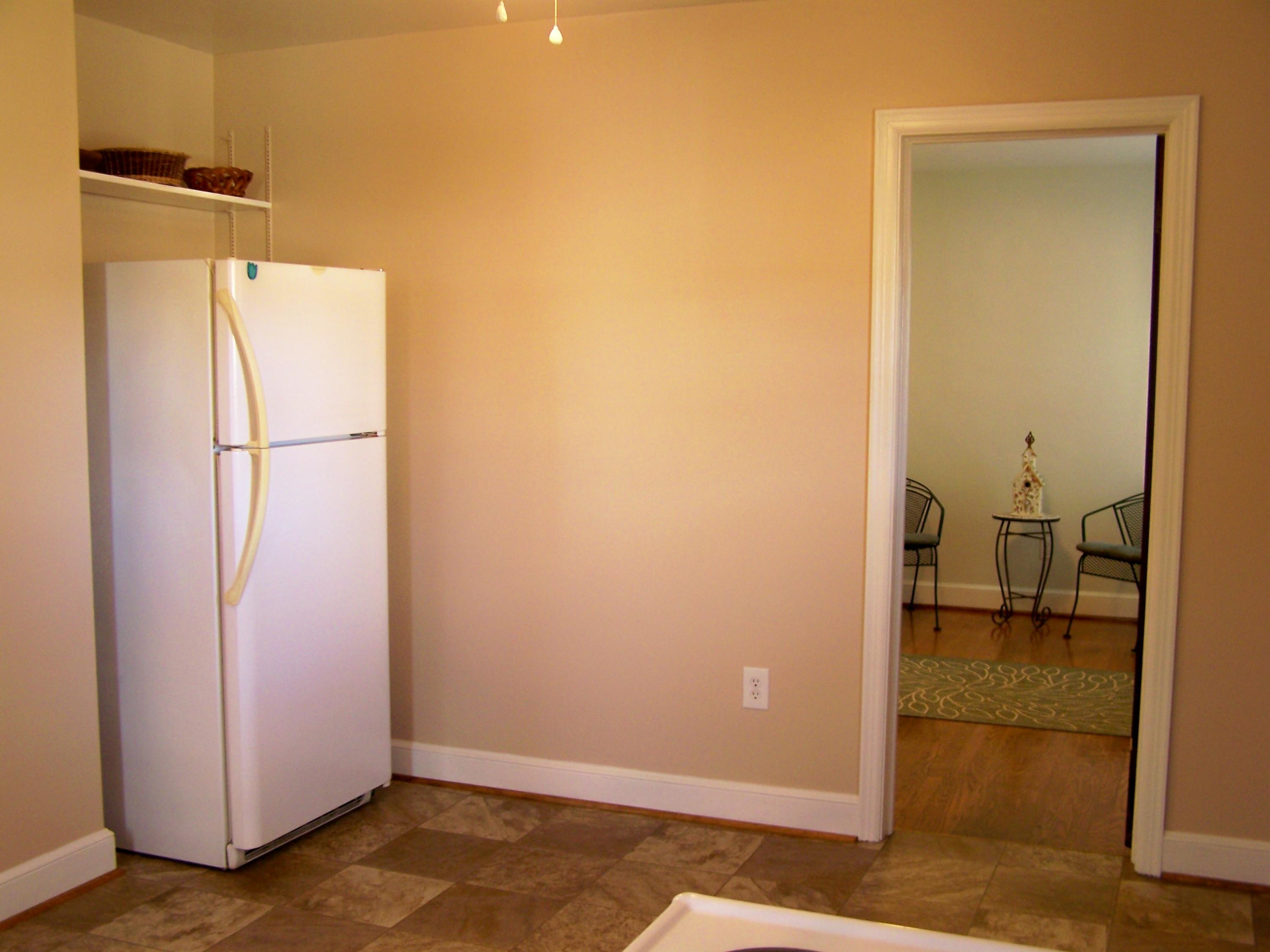 538 Dexter Road Roanoke, VA 24019 - Photo 15 of 26 Ample Room for Kitchen Table or Island
