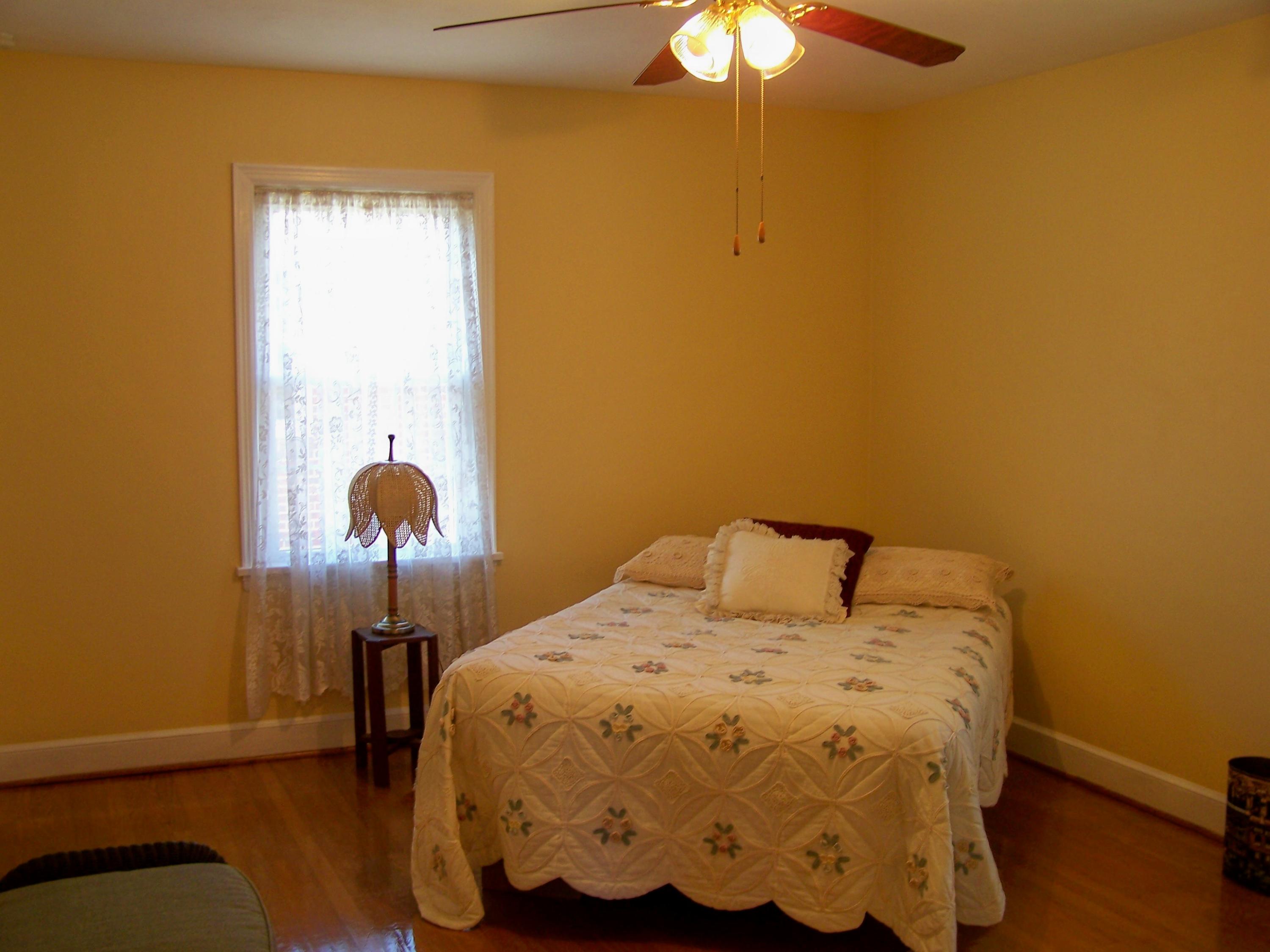 538 Dexter Road Roanoke, VA 24019 - Photo 22 of 26 Bedroom #3