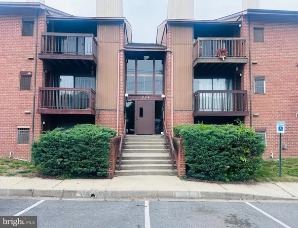 $187,999 | 104 Mountain Road, Unit 1A, Glen Burnie, MD 21060