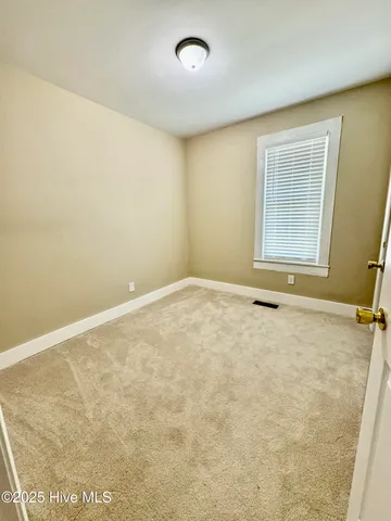 $900 | 1105 College Street, Kinston, NC 28501