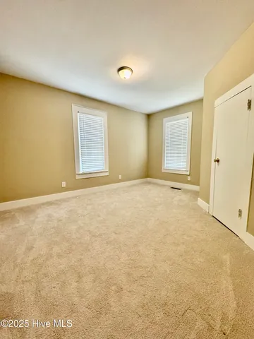 $900 | 1105 College Street, Kinston, NC 28501