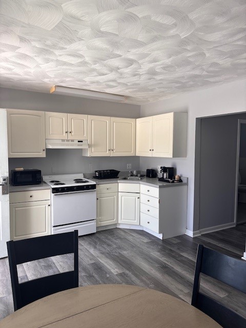 642 Boston Neck Road North Kingstown, RI 02852 - Photo 11 of 15