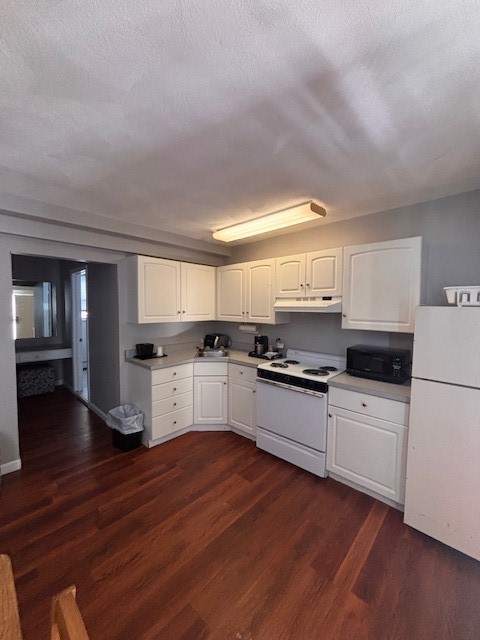 642 Boston Neck Road North Kingstown, RI 02852 - Photo 3 of 15