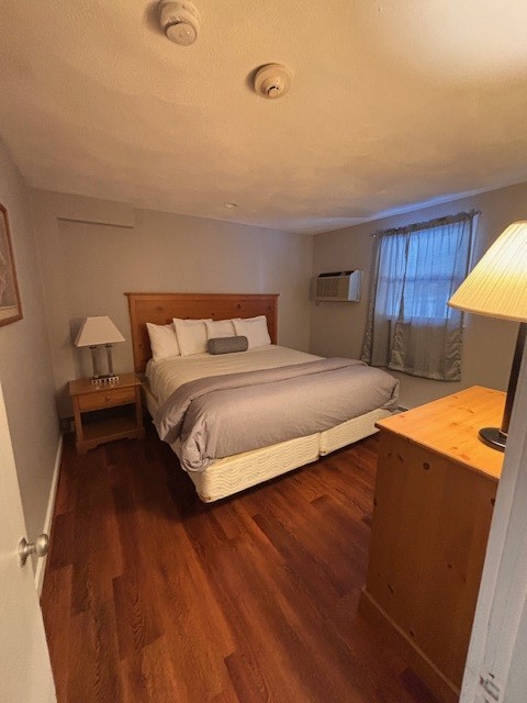 642 Boston Neck Road North Kingstown, RI 02852 - Photo 4 of 15