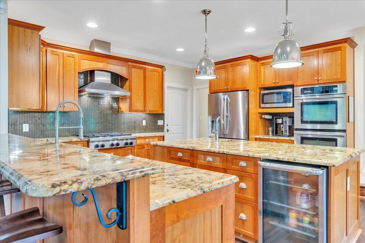 640 Flanders Road Callaway, VA 24067 - Photo 11 of 73 Custom Kitchen