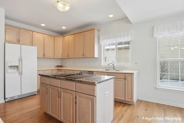 $529,900 | 7390 Bittersweet Drive, Gurnee, IL 60031