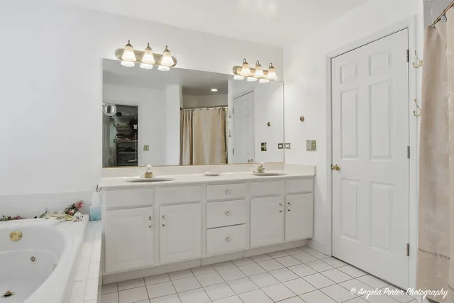 $529,900 | 7390 Bittersweet Drive, Gurnee, IL 60031