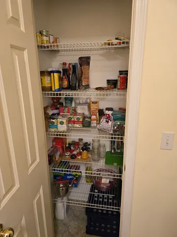 $549,900 | 7390 Bittersweet Drive, Gurnee, IL 60031