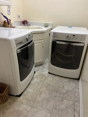 $549,900 | 7390 Bittersweet Drive, Gurnee, IL 60031