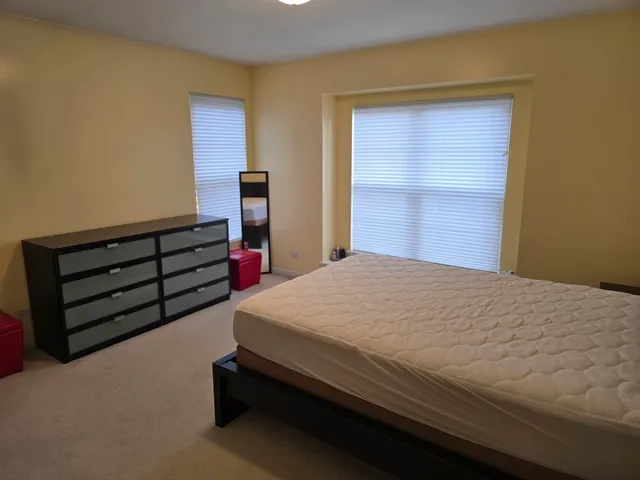 $549,900 | 7390 Bittersweet Drive, Gurnee, IL 60031