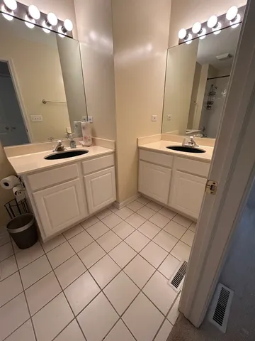 $549,900 | 7390 Bittersweet Drive, Gurnee, IL 60031