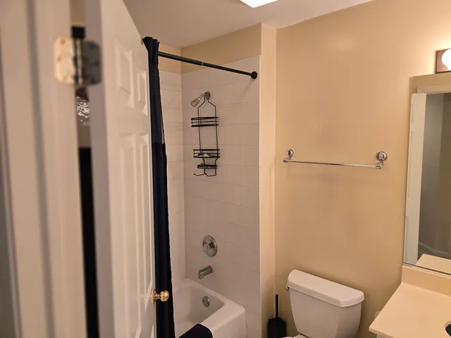 $529,900 | 7390 Bittersweet Drive, Gurnee, IL 60031