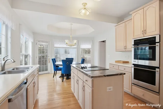 $529,900 | 7390 Bittersweet Drive, Gurnee, IL 60031