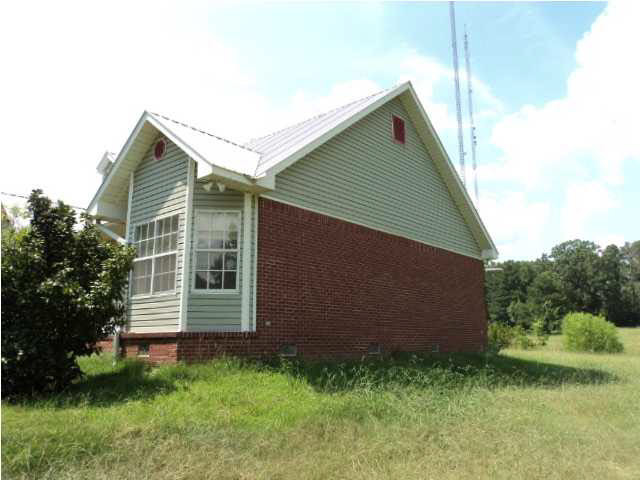 2360 Thigpen Road Raymond, MS 39154 - Photo 4 of 12 Photo 4