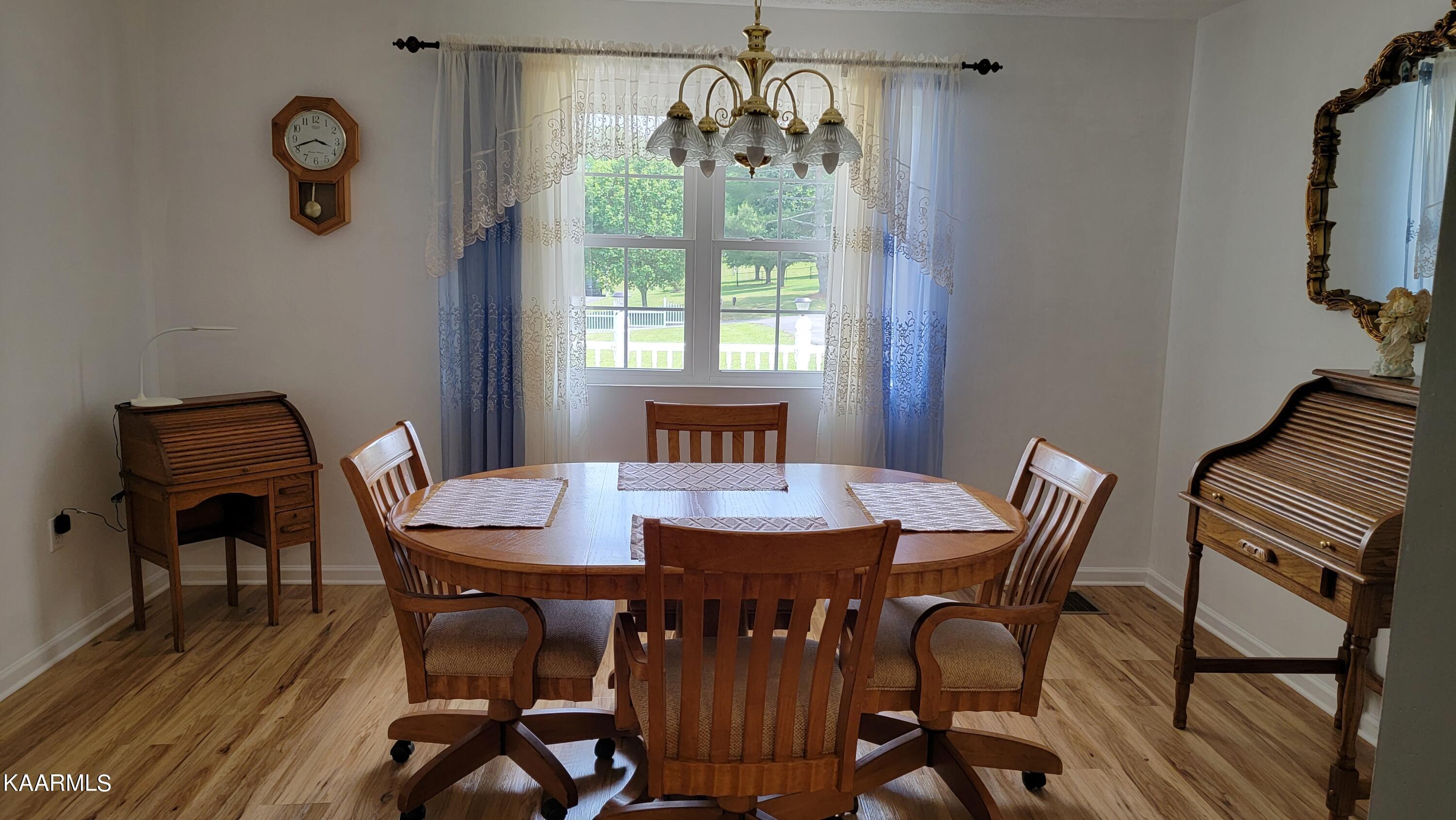 976 Coleman Road Tazewell, TN 37879 - Photo 26 of 42 Dining Rm