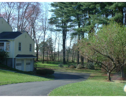 29 Orchard Road East Longmeadow, MA 01028 - Photo 2 of 5 Gallery Image 2