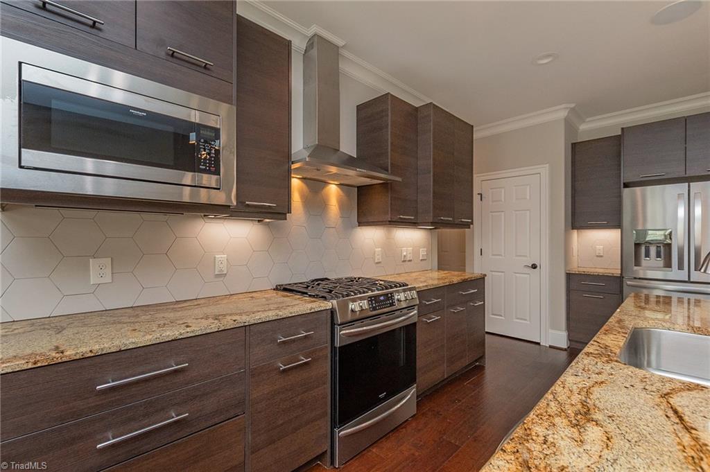 5083 Tower Road Greensboro, NC 27410 - Photo 15 of 50 Kitchen