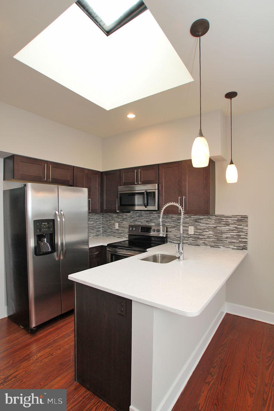 400 South 45th Street, Unit 0D Philadelphia, PA 19104 - Photo 3 of 11