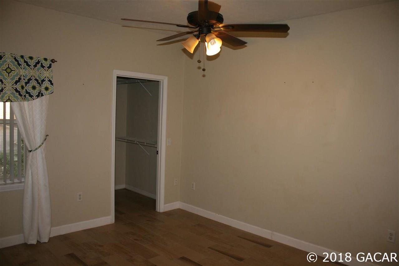 4700 Southwest Archer Road, Unit L82 Gainesville, FL 32608 - Photo 4 of 5 Gallery Image 4