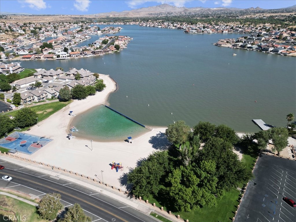 17800 Rancho Bonita Road Victorville, CA 92395 - Photo 43 of 52 an aerial view of a house with a yard