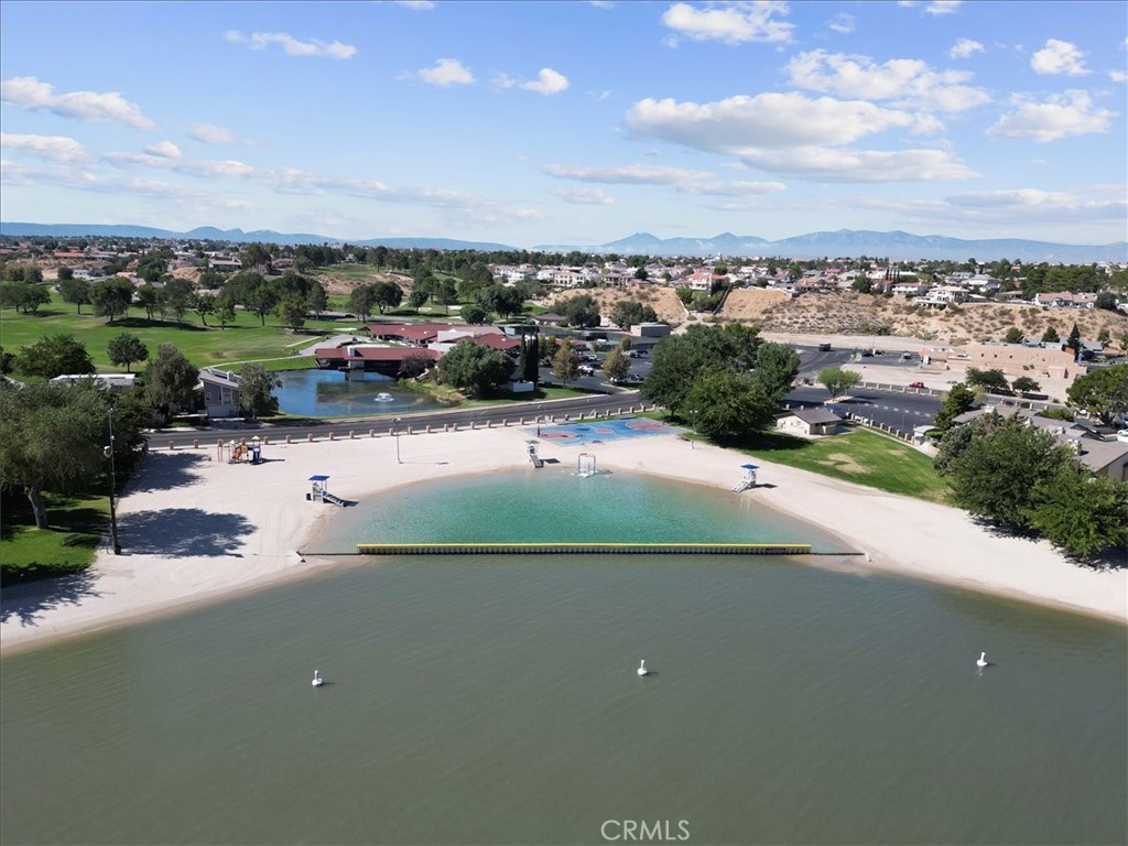 17800 Rancho Bonita Road Victorville, CA 92395 - Photo 44 of 52