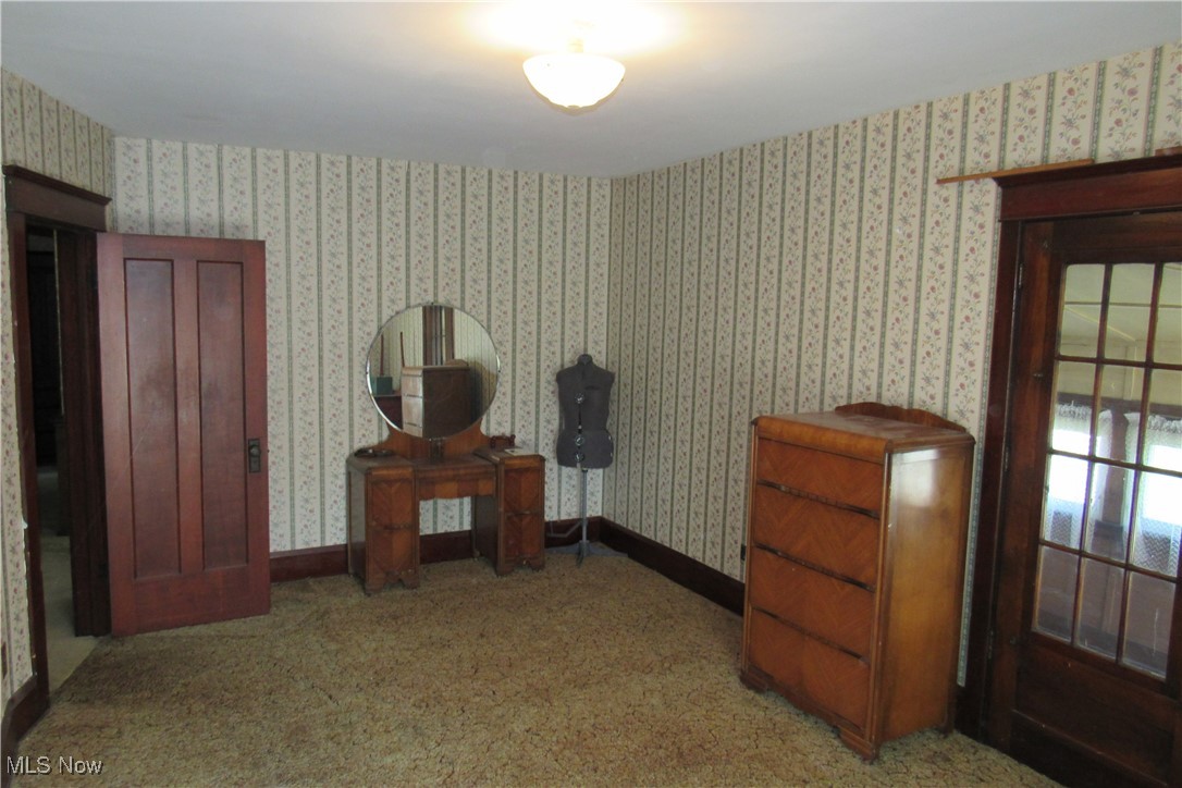 3702 State Road Ashtabula, OH 44004 - Photo 14 of 36 alternate view of bedroom 13'5x12'4. This also has access to an enclosed balcony porch.