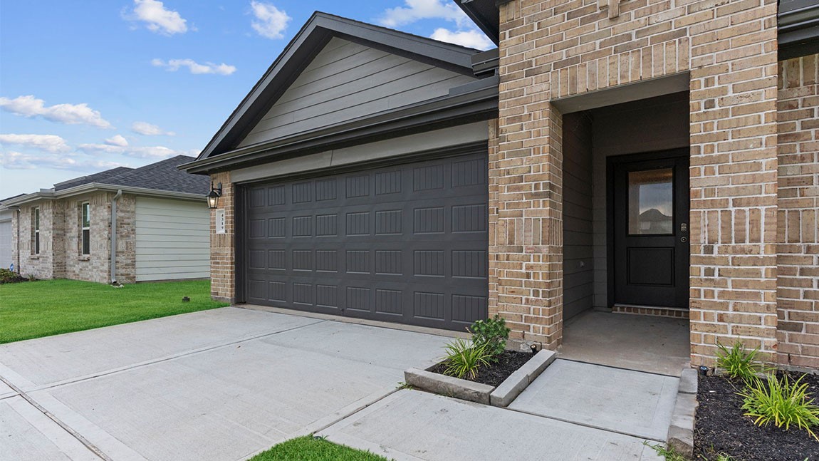 6116 Cherry Mdws Street Rosenberg, TX 77469 - Photo 3 of 49 *Images and 3D tour are for illustration only and options may vary from home as built.