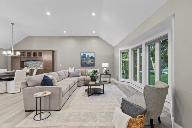 $1,100,000 | 2127 Vintage Drive, Fitchburg, WI 53575